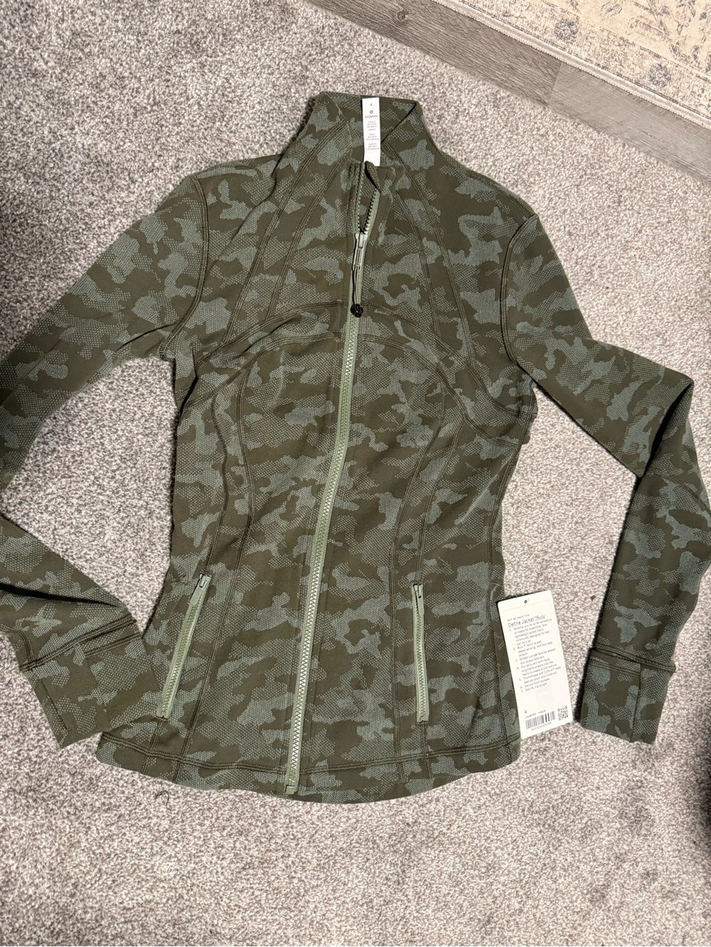 lululemon athletica Women’s Olive Camo Full-Zip Utility Jacket